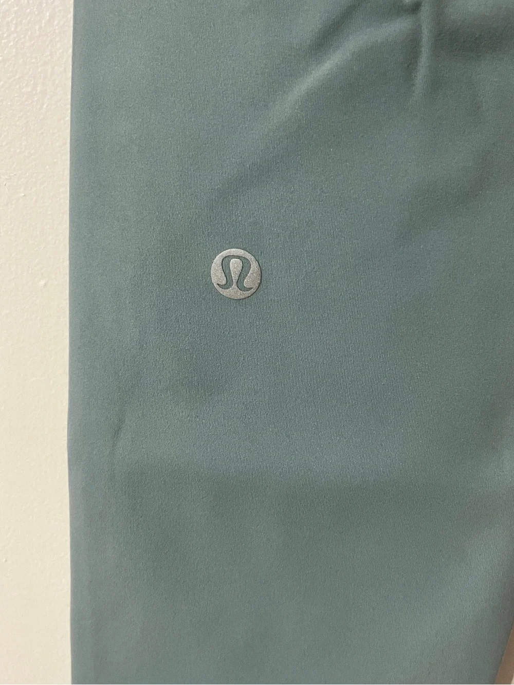 Lululemon Wunder Train High-Rise Tight 28
